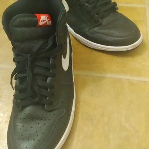 Jordan 1 ying and yang